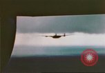 Image US B-24S et B-17 sur mission de bombardement à Kiska Îles Aléoutiennes, 1943, de la seconde 21 séquences d'archives historiques vidéo 65675057604
