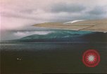 Image US B-24S et B-17 sur mission de bombardement à Kiska Îles Aléoutiennes, 1943, de la seconde 34 séquences d'archives historiques vidéo 65675057604
