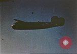 Image US B-24S et B-17 sur mission de bombardement à Kiska Îles Aléoutiennes, 1943, de la seconde 49 séquences d'archives historiques vidéo 65675057604