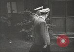 Image Hitler et agents au Wolfs Lair Gierloz Prusse, 1943, de la seconde 40 séquences d'archives historiques vidéo 65675057614