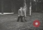 Image Hitler et agents au Wolfs Lair Gierloz Prusse, 1943, de la seconde 46 séquences d'archives historiques vidéo 65675057614