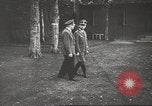 Image Hitler et agents au Wolfs Lair Gierloz Prusse, 1943, de la seconde 49 séquences d'archives historiques vidéo 65675057614