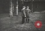 Image Hitler et agents au Wolfs Lair Gierloz Prusse, 1943, de la seconde 51 séquences d'archives historiques vidéo 65675057614