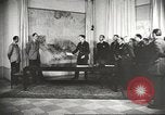 Immagine di seconda guerra mondiale alleati si incontrano a Torgau Germania, 1945, secondo 50 filmato di repertorio 65675057622