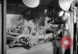 Image la production de masse des jeeps à Willys-Overland factory Toledo Ohio United States USA, 1942, de la seconde 19 séquences d'archives historiques vidéo 65675057632