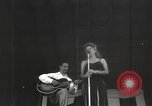 Immagine di Bob Hope Kwajalein Island Isole Marshall, 1944, secondo 11 filmato di repertorio 65675057642