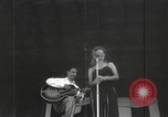 Immagine di Bob Hope Kwajalein Island Isole Marshall, 1944, secondo 16 filmato di repertorio 65675057642