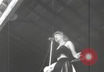 Immagine di Bob Hope Kwajalein Island Isole Marshall, 1944, secondo 21 filmato di repertorio 65675057642