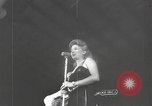 Immagine di Bob Hope Kwajalein Island Isole Marshall, 1944, secondo 31 filmato di repertorio 65675057642