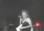 Immagine di Bob Hope Kwajalein Island Isole Marshall, 1944, secondo 37 filmato di repertorio 65675057642