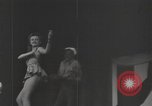 Immagine di Bob Hope Kwajalein Island Isole Marshall, 1944, secondo 59 filmato di repertorio 65675057642