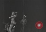 Immagine di Bob Hope Kwajalein Island Isole Marshall, 1944, secondo 61 filmato di repertorio 65675057642