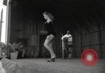 Immagine di American animatori Kwajalein Island Isole Marshall, 1944, secondo 28 filmato di repertorio 65675057647