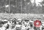 Standbild amerikanischen Entertainer Bougainville Island Papua Neu Guinea, 1944, aus Sekunde 13 historischem Filmmaterial Videoclip 65675057648