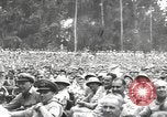 Standbild amerikanischen Entertainer Bougainville Island Papua Neu Guinea, 1944, aus Sekunde 14 historischem Filmmaterial Videoclip 65675057648