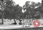 Standbild amerikanischen Entertainer Bougainville Island Papua Neu Guinea, 1944, aus Sekunde 32 historischem Filmmaterial Videoclip 65675057648