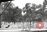 Standbild amerikanischen Entertainer Bougainville Island Papua Neu Guinea, 1944, aus Sekunde 36 historischem Filmmaterial Videoclip 65675057648