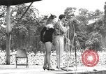 Standbild amerikanischen Entertainer Bougainville Island Papua Neu Guinea, 1944, aus Sekunde 31 historischem Filmmaterial Videoclip 65675057650
