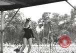 Standbild amerikanischen Entertainer Bougainville Island Papua Neu Guinea, 1944, aus Sekunde 50 historischem Filmmaterial Videoclip 65675057650