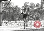 Standbild amerikanischen Entertainer Bougainville Island Papua Neu Guinea, 1944, aus Sekunde 62 historischem Filmmaterial Videoclip 65675057650