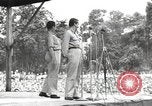 Standbild amerikanischen Entertainer Bougainville Island Papua Neu Guinea, 1944, aus Sekunde 8 historischem Filmmaterial Videoclip 65675057651