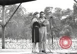 Standbild amerikanischen Entertainer Bougainville Island Papua Neu Guinea, 1944, aus Sekunde 25 historischem Filmmaterial Videoclip 65675057652