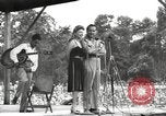 Standbild amerikanischen Entertainer Bougainville Island Papua Neu Guinea, 1944, aus Sekunde 39 historischem Filmmaterial Videoclip 65675057652