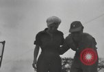 Immagine di Bob Hope Guadalcanal nelle Isole Salomone, 1944, secondo 4 filmato di repertorio 65675057657