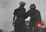 Immagine di Bob Hope Guadalcanal nelle Isole Salomone, 1944, secondo 7 filmato di repertorio 65675057657