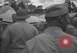 Immagine di Bob Hope Guadalcanal nelle Isole Salomone, 1944, secondo 26 filmato di repertorio 65675057657