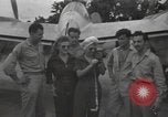 Immagine di Bob Hope Guadalcanal nelle Isole Salomone, 1944, secondo 34 filmato di repertorio 65675057657