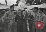 Immagine di Bob Hope Guadalcanal nelle Isole Salomone, 1944, secondo 41 filmato di repertorio 65675057657