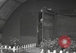 Immagine di Bob Hope Guadalcanal nelle Isole Salomone, 1944, secondo 46 filmato di repertorio 65675057657