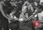 Immagine di American animatori Guadalcanal nelle Isole Salomone, 1944, secondo 13 filmato di repertorio 65675057659