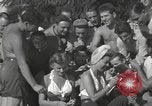 Immagine di American animatori Guadalcanal nelle Isole Salomone, 1944, secondo 20 filmato di repertorio 65675057659