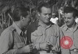 Immagine di American animatori Guadalcanal nelle Isole Salomone, 1944, secondo 30 filmato di repertorio 65675057659