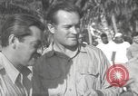 Immagine di American animatori Guadalcanal nelle Isole Salomone, 1944, secondo 32 filmato di repertorio 65675057659