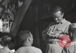 Immagine di American animatori Guadalcanal nelle Isole Salomone, 1944, secondo 59 filmato di repertorio 65675057659