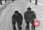 Standbild rest Camp Bains-Le-Bains Frankreich, 1945, aus Sekunde 5 historischem Filmmaterial Videoclip 65675057665