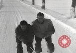 Standbild rest Camp Bains-Le-Bains Frankreich, 1945, aus Sekunde 15 historischem Filmmaterial Videoclip 65675057665