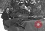 Standbild rest Camp Bains-Le-Bains Frankreich, 1945, aus Sekunde 9 historischem Filmmaterial Videoclip 65675057666