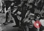 Standbild amerikanische Soldaten Pazifik, 1944, aus Sekunde 8 historischem Filmmaterial Videoclip 65675057671