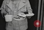 Standbild amerikanische Soldaten Pazifik, 1944, aus Sekunde 14 historischem Filmmaterial Videoclip 65675057671