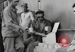 Standbild amerikanische Soldaten Pazifik, 1944, aus Sekunde 21 historischem Filmmaterial Videoclip 65675057671