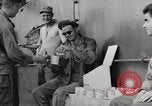 Standbild amerikanische Soldaten Pazifik, 1944, aus Sekunde 25 historischem Filmmaterial Videoclip 65675057671