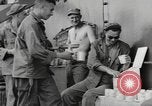 Standbild amerikanische Soldaten Pazifik, 1944, aus Sekunde 27 historischem Filmmaterial Videoclip 65675057671