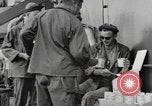 Standbild amerikanische Soldaten Pazifik, 1944, aus Sekunde 28 historischem Filmmaterial Videoclip 65675057671