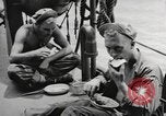 Standbild amerikanische Soldaten Pazifik, 1944, aus Sekunde 37 historischem Filmmaterial Videoclip 65675057671