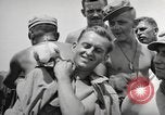 Standbild amerikanische Soldaten Manus Island Papua Neu Guinea, 1944, aus Sekunde 7 historischem Filmmaterial Videoclip 65675057672