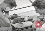 Standbild amerikanische Soldaten Manus Island Papua Neu Guinea, 1944, aus Sekunde 37 historischem Filmmaterial Videoclip 65675057672